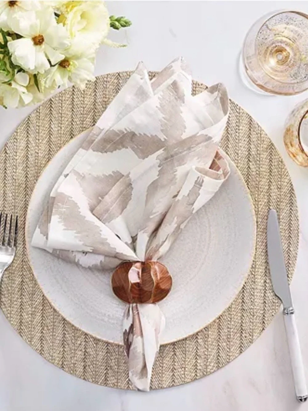 Kim Seybert Beige Herringbone Round Placemat